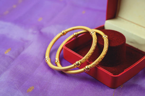 The Orrale Round Bangle